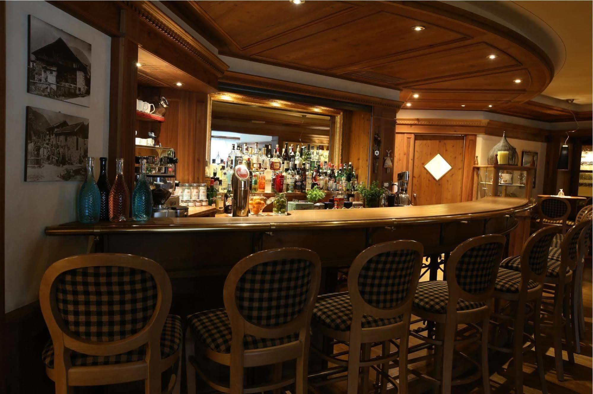 Alpen Suite Hotel Madonna di Campiglio Luaran gambar